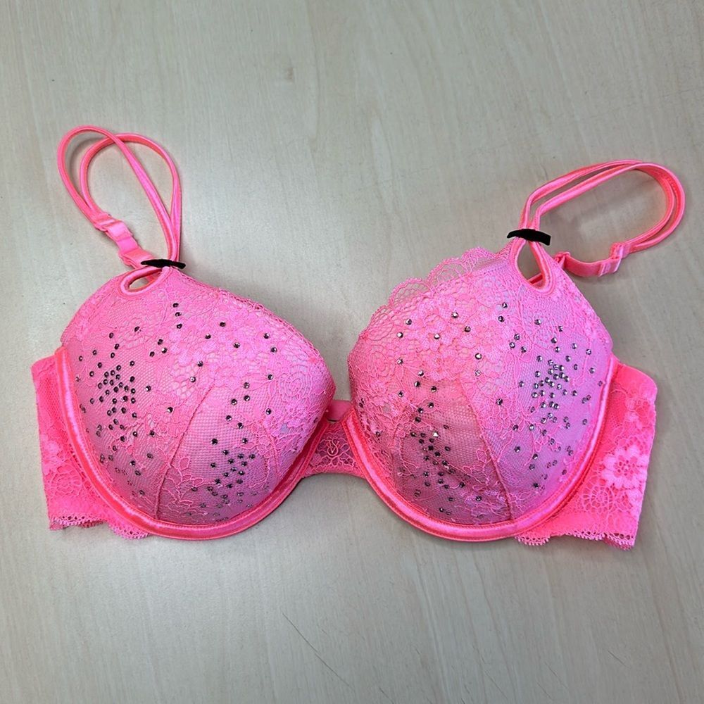 Victoria's Secret Pink Lace Bra